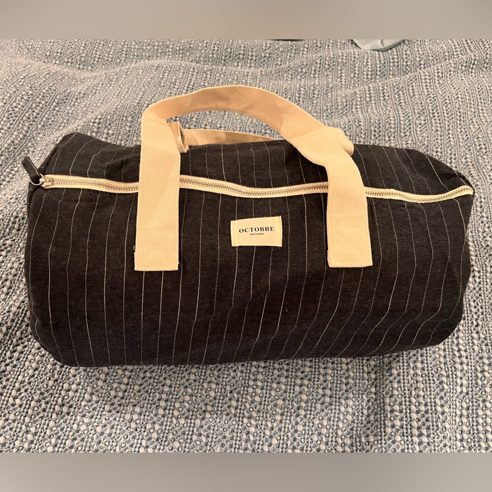 Octobre bowling tote. Ships AFTER Christmas